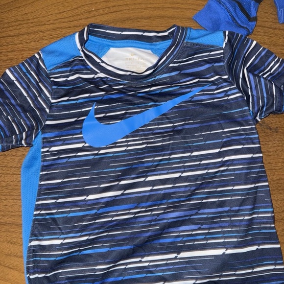 Nike Navy and Light Blue Striped Sports Set - Picture 2 of 2